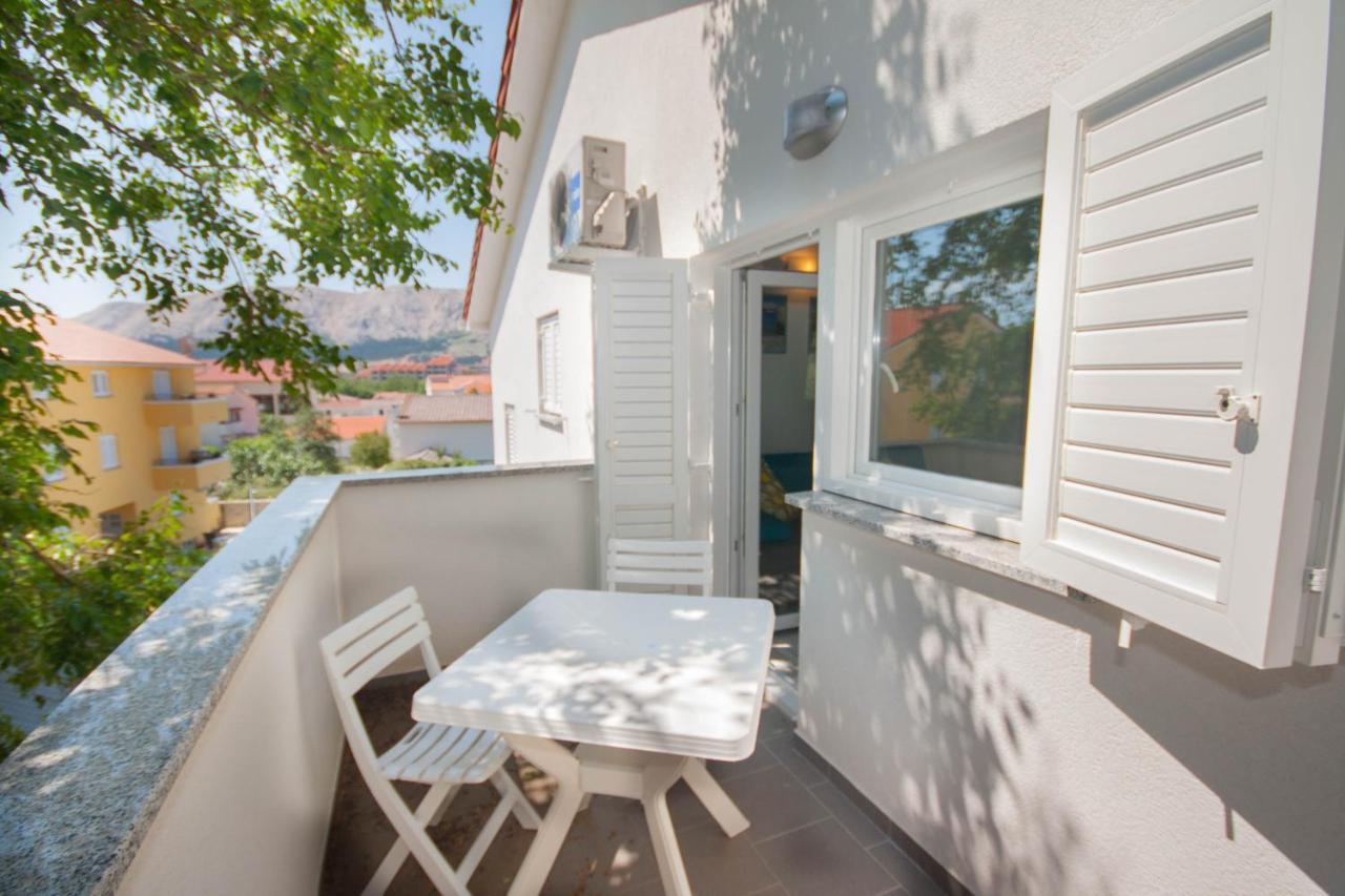 Apartment Gemma Baska  Bagian luar foto