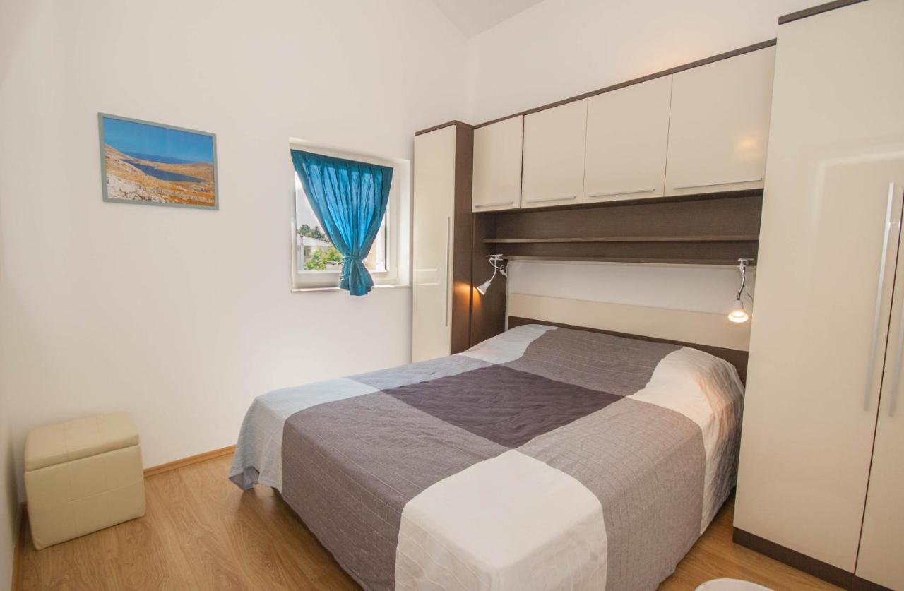 Apartment Gemma Baska  Bagian luar foto